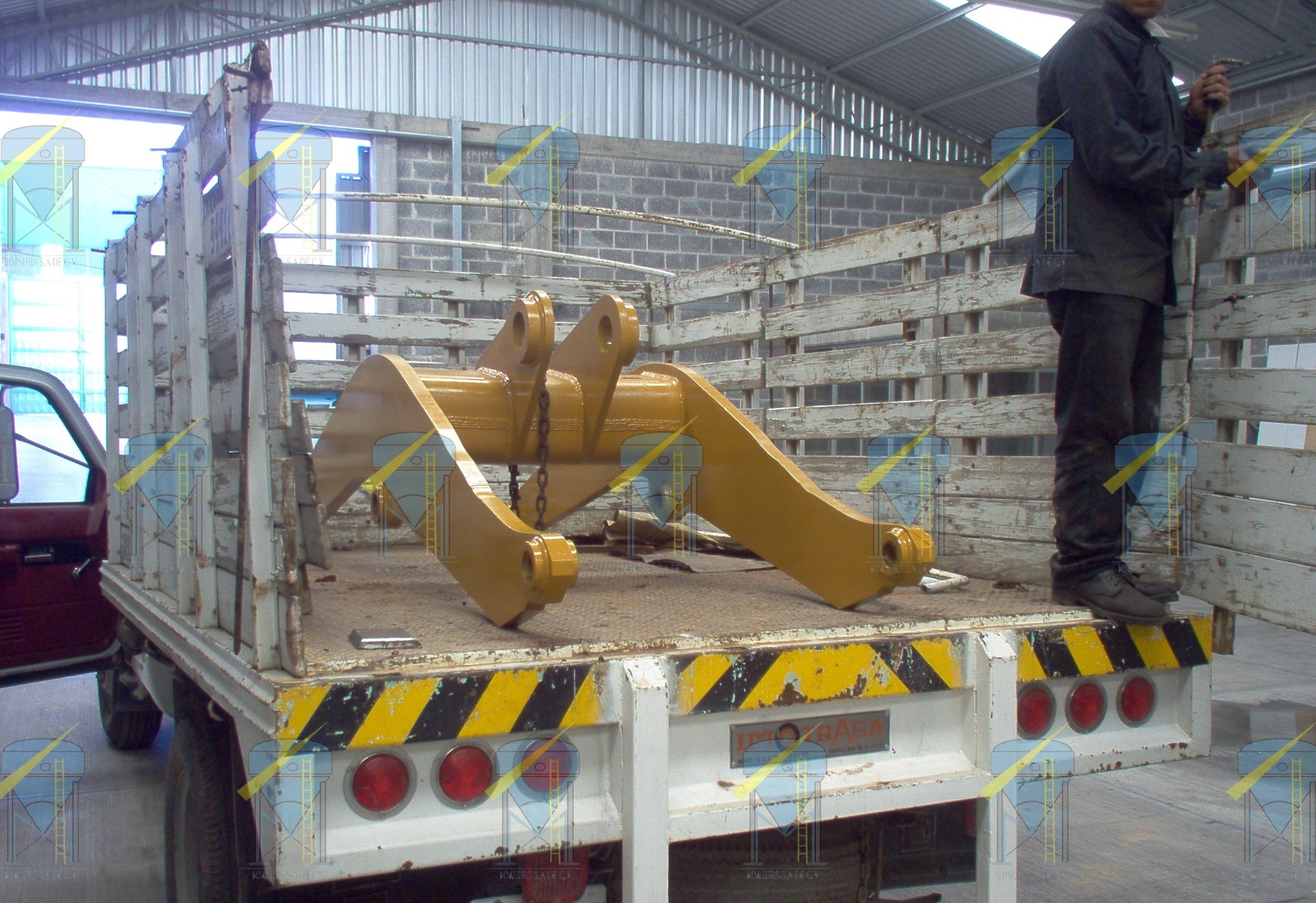 Brazo para maquinaria pesada